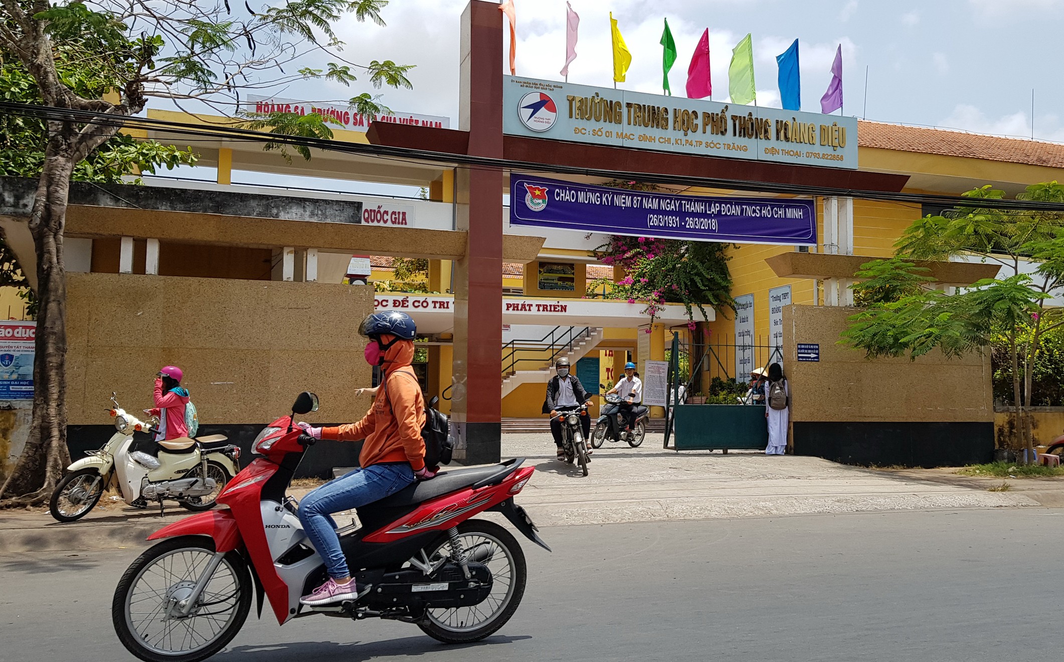 Tác động đến nhà trường và giáo viên