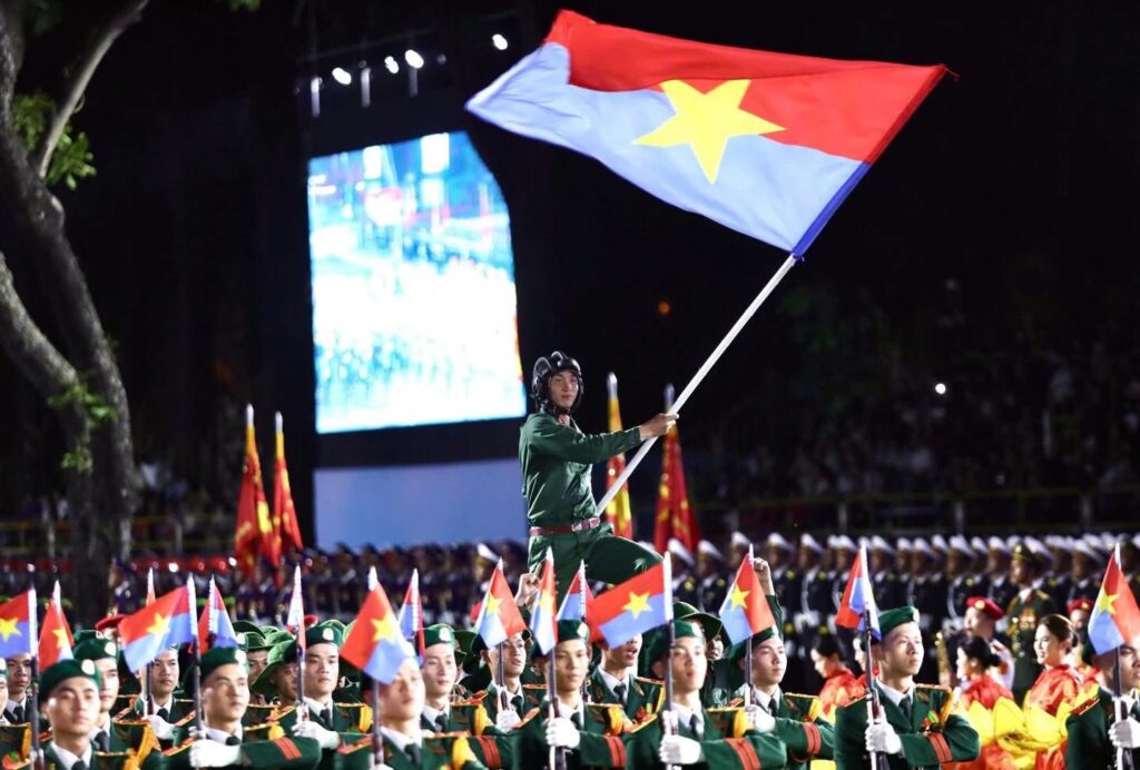 Tính kết nối giữa người dân và quân đội
