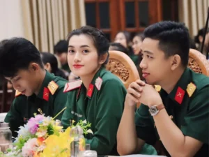 Ý Nghĩa và Cảm Xúc Khi Tham Gia Diễu Binh